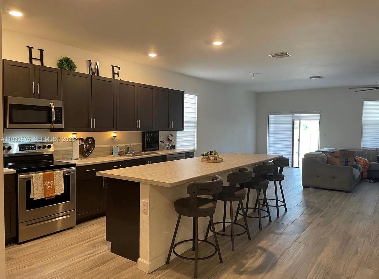 S ALLAPATTAH GARDENS - Residential Lease