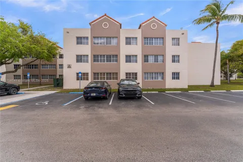 6065 NW 186th St Unit 107, Hialeah, FL 33015 - MLS#: A11758547