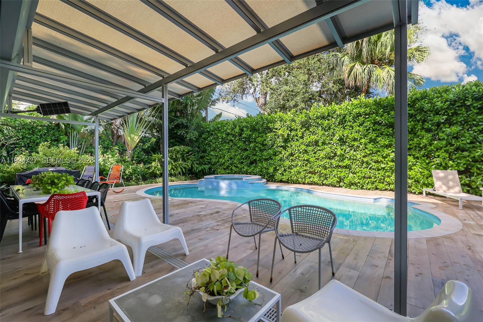 BAY HEIGHTS 1ST ADDN - Residential Lease