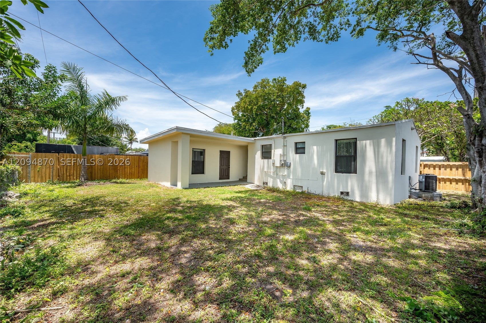 2106 Plunkett Ct