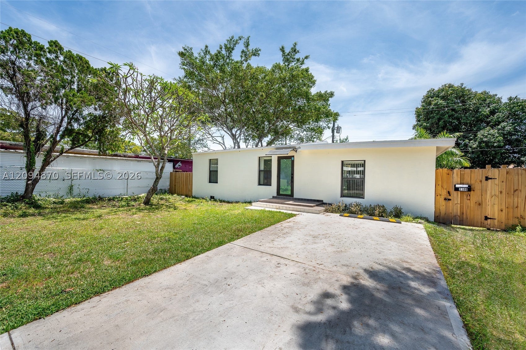 2106 Plunkett Ct