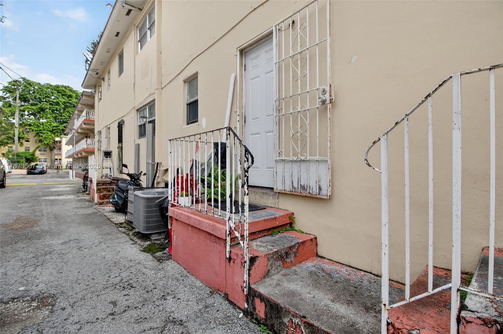 WILDWOOD RIVER VILLAS - Residential