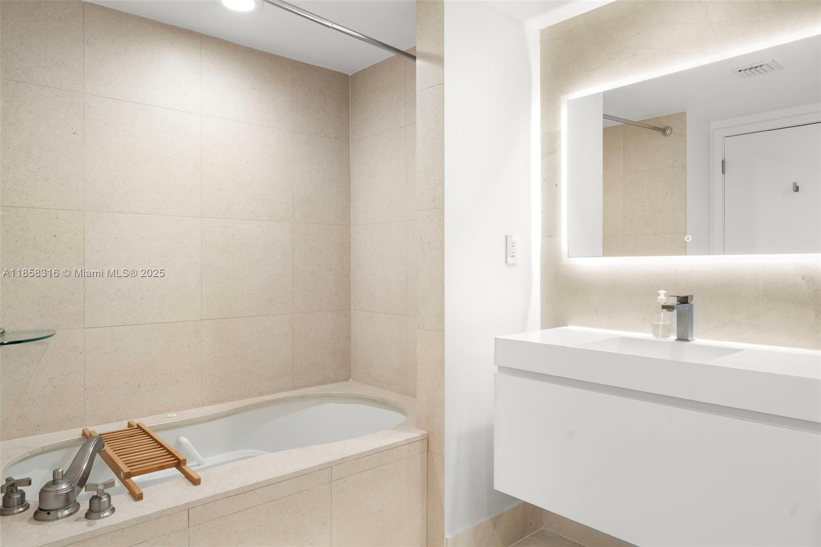 CENTRAL CARILLON BEACH CO - Residential