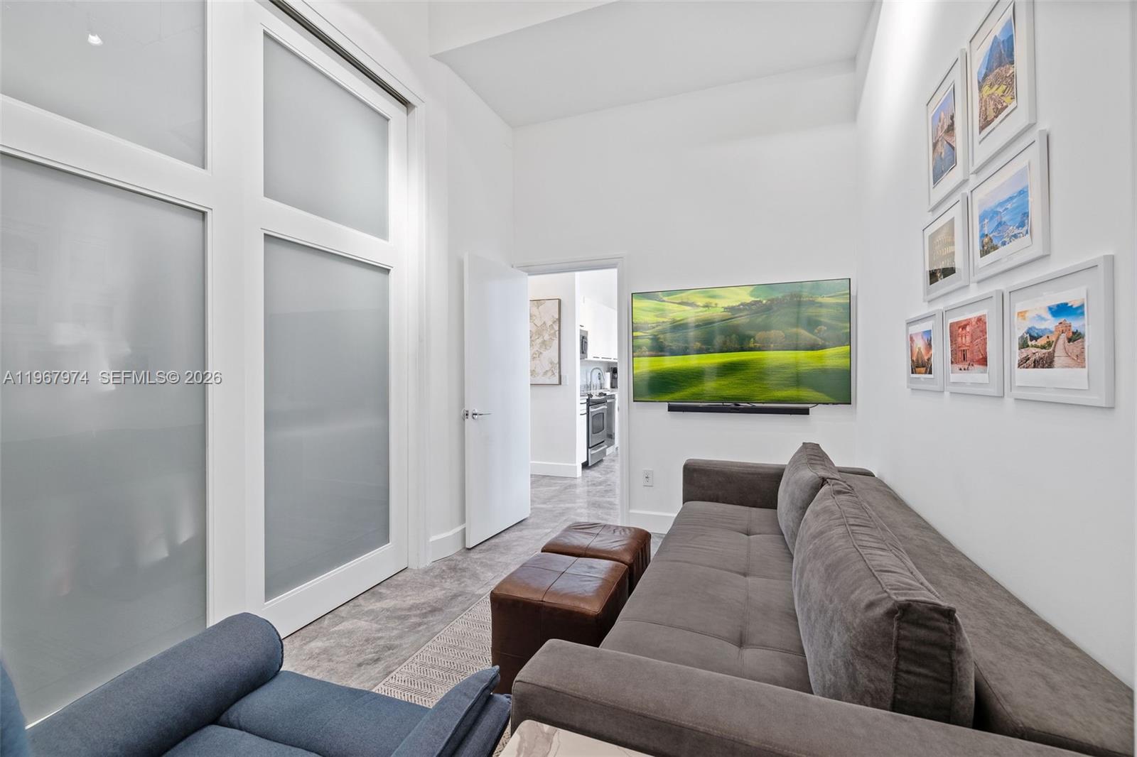 THE MERIDIAN CONDO - Residential