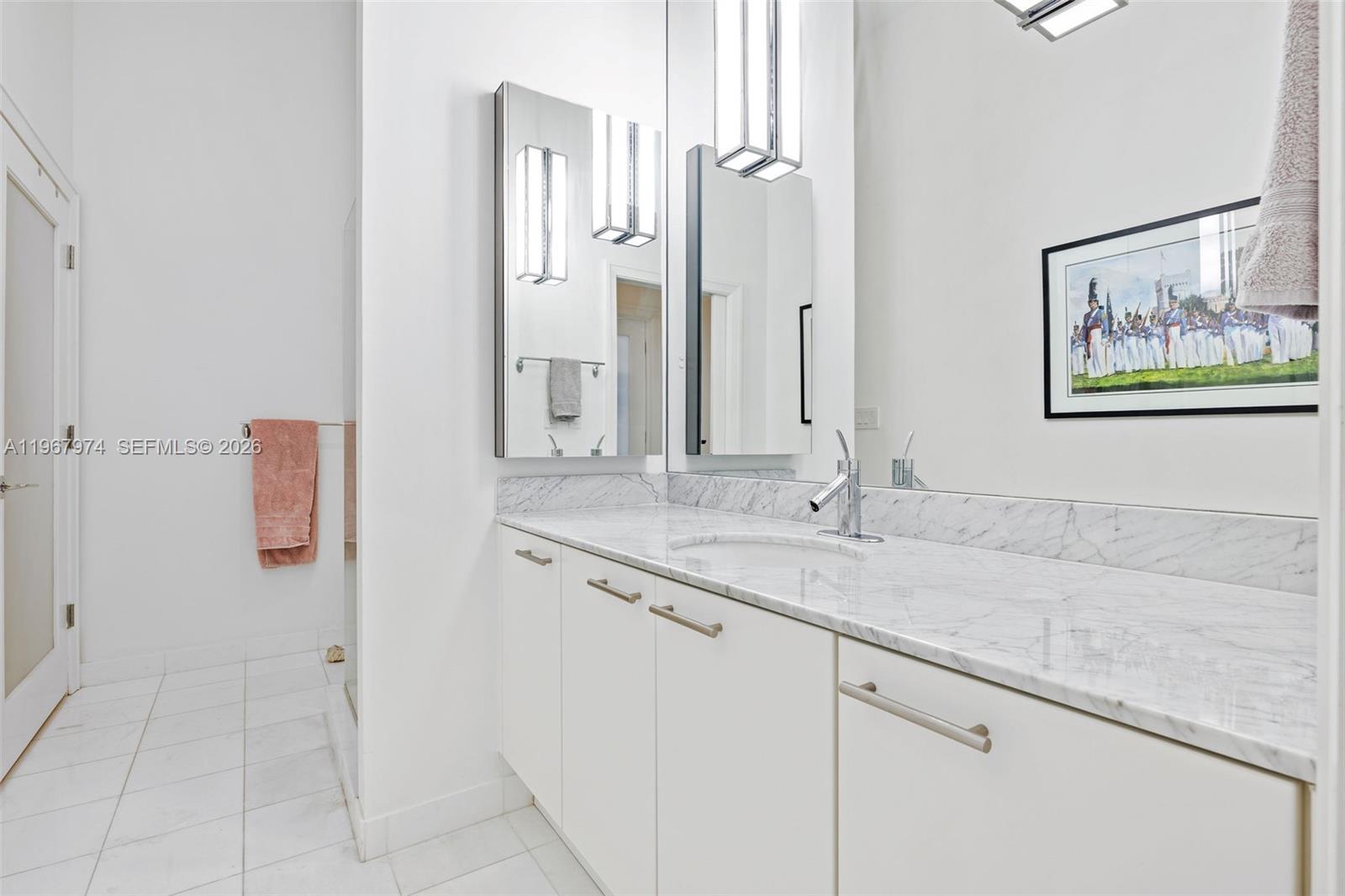 THE MERIDIAN CONDO - Residential