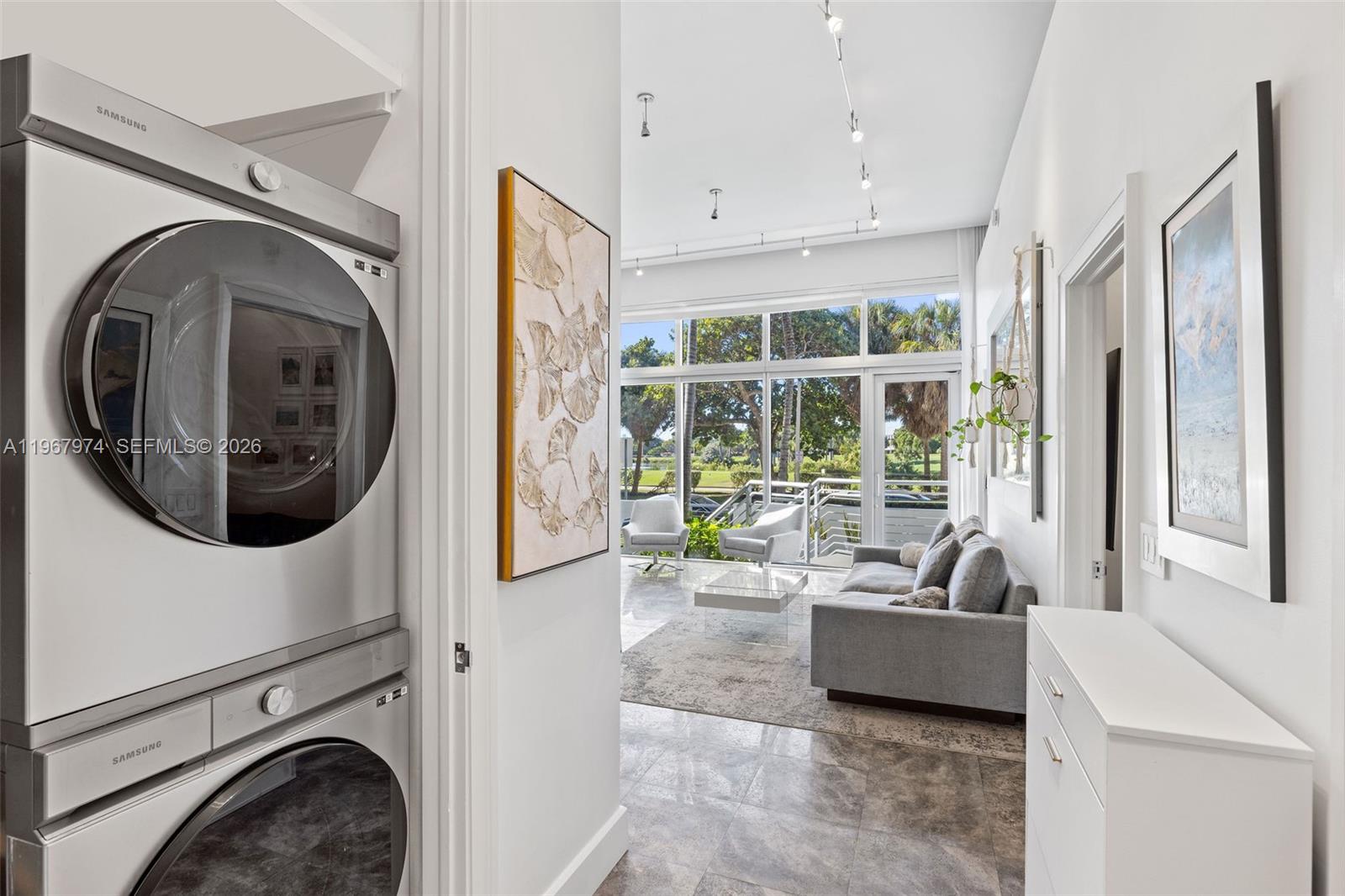 THE MERIDIAN CONDO - Residential