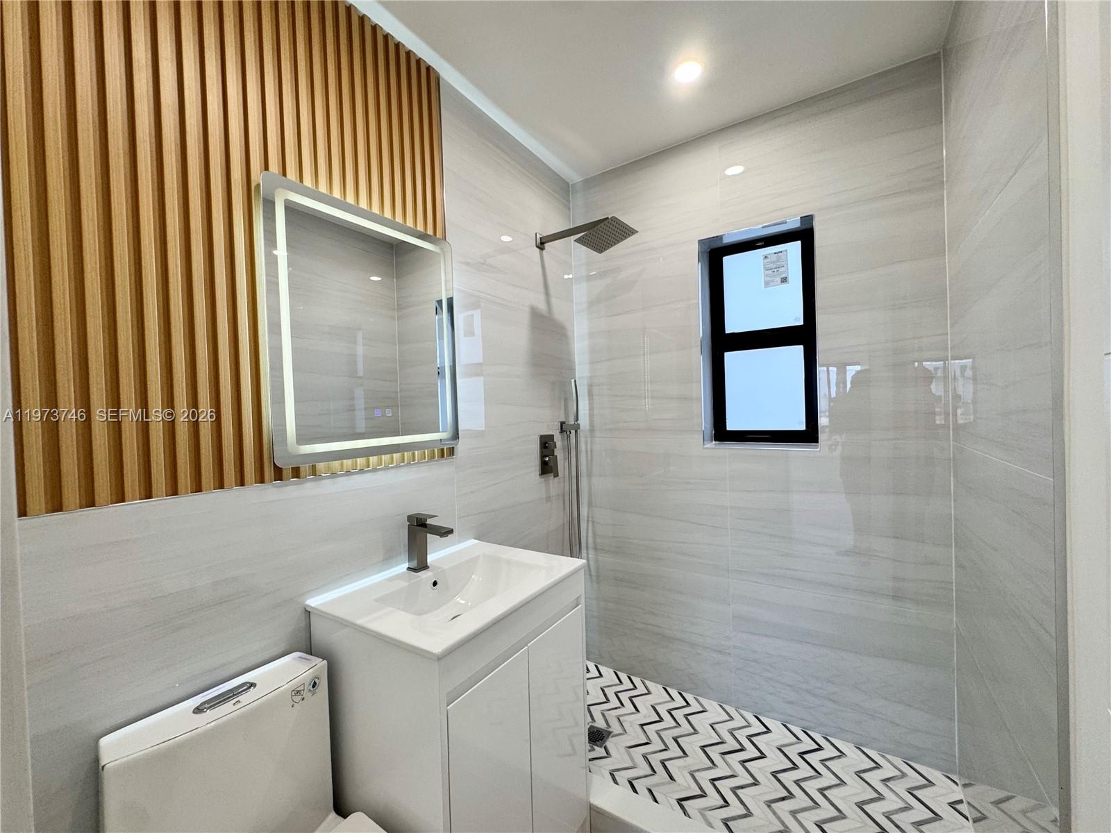 BISCAYNE RIVER GARDENS - Residential