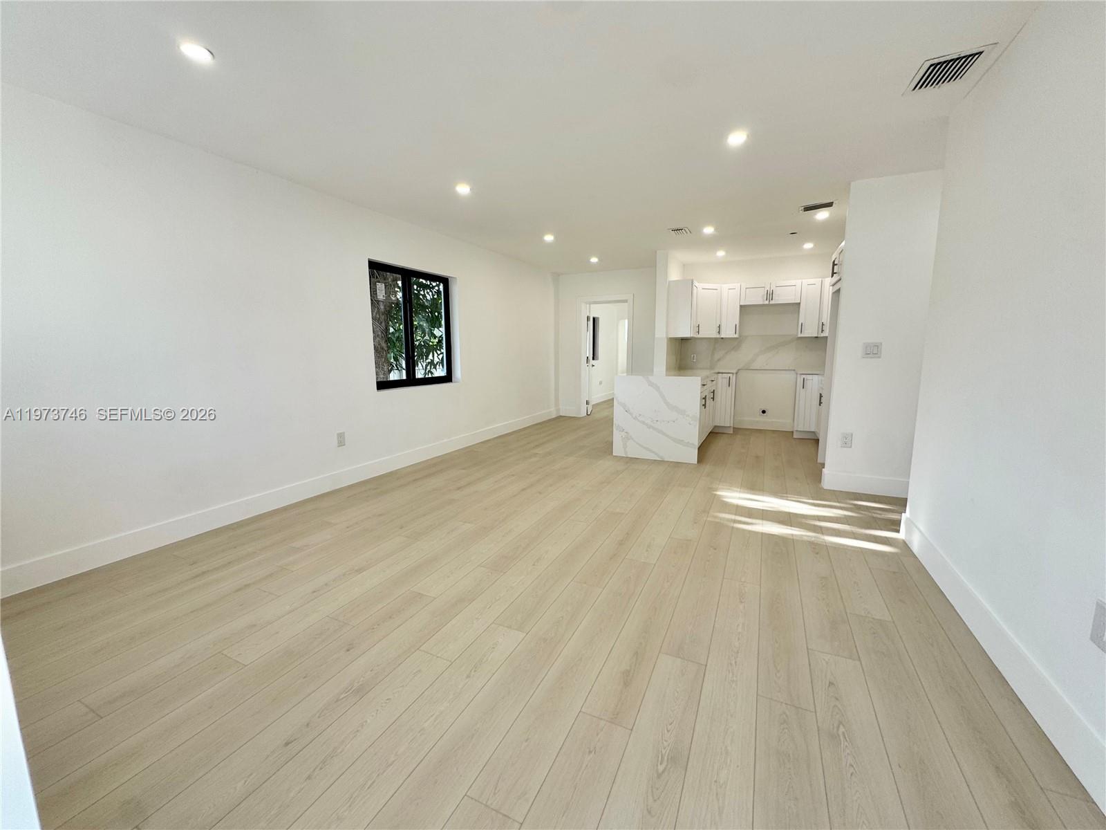 BISCAYNE RIVER GARDENS - Residential