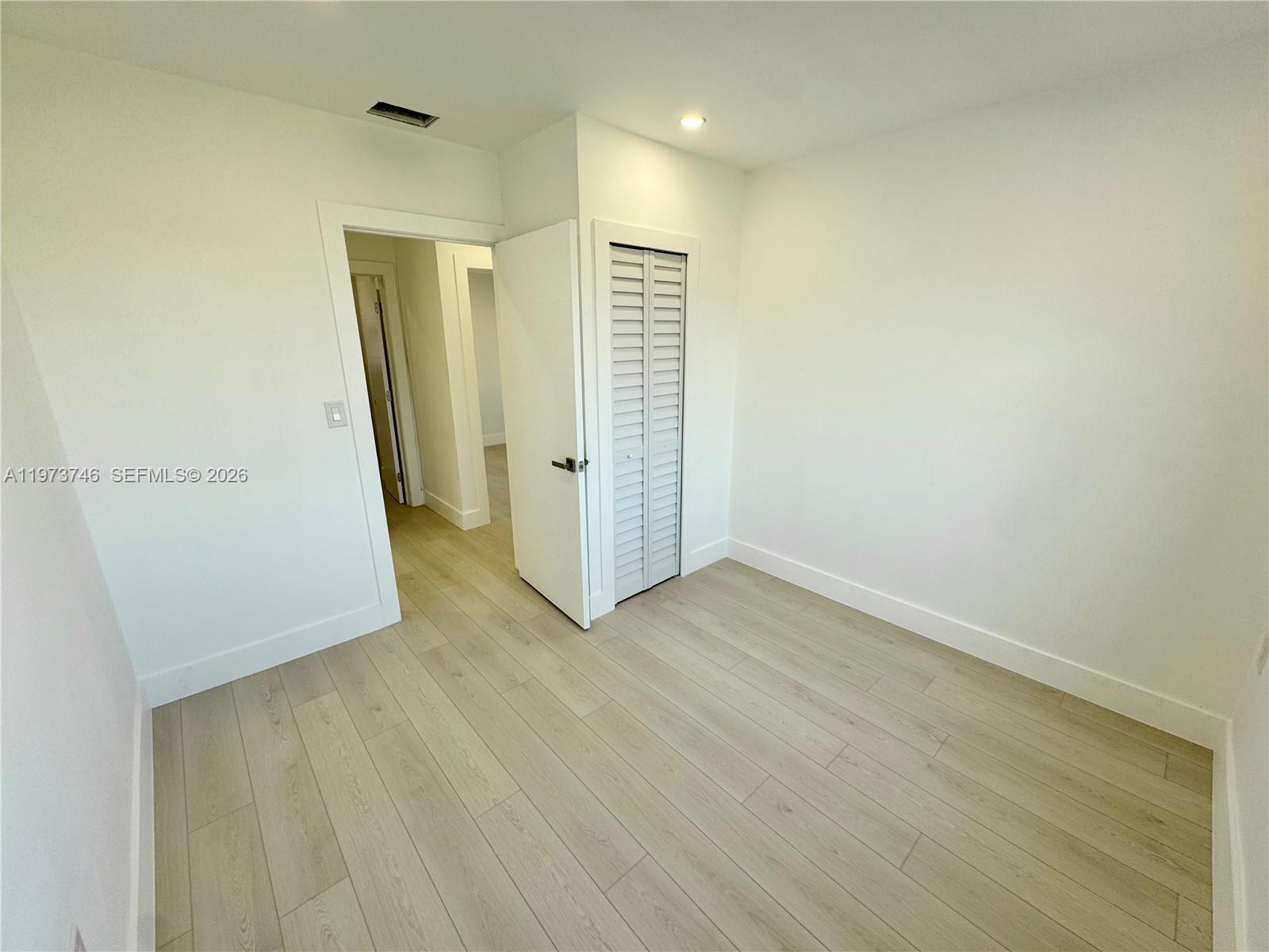 BISCAYNE RIVER GARDENS - Residential