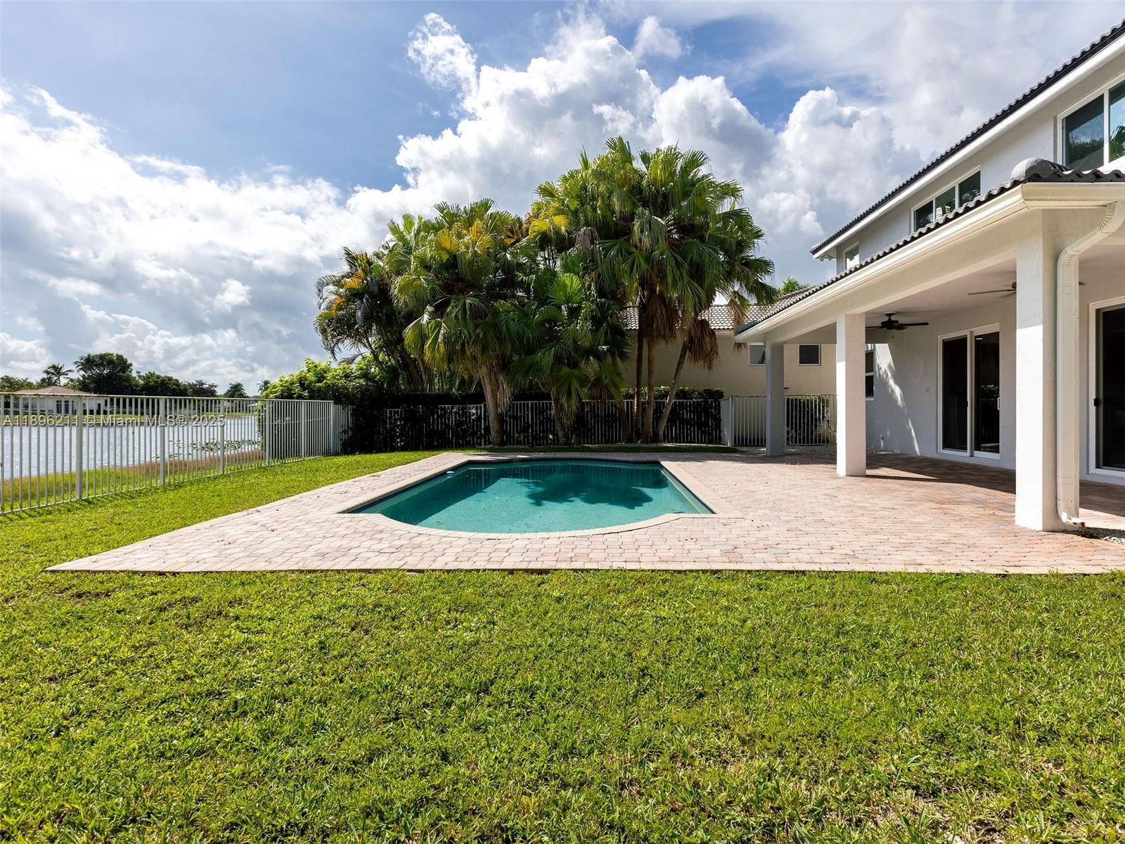 Weston Hills Country Club - Residential Lease