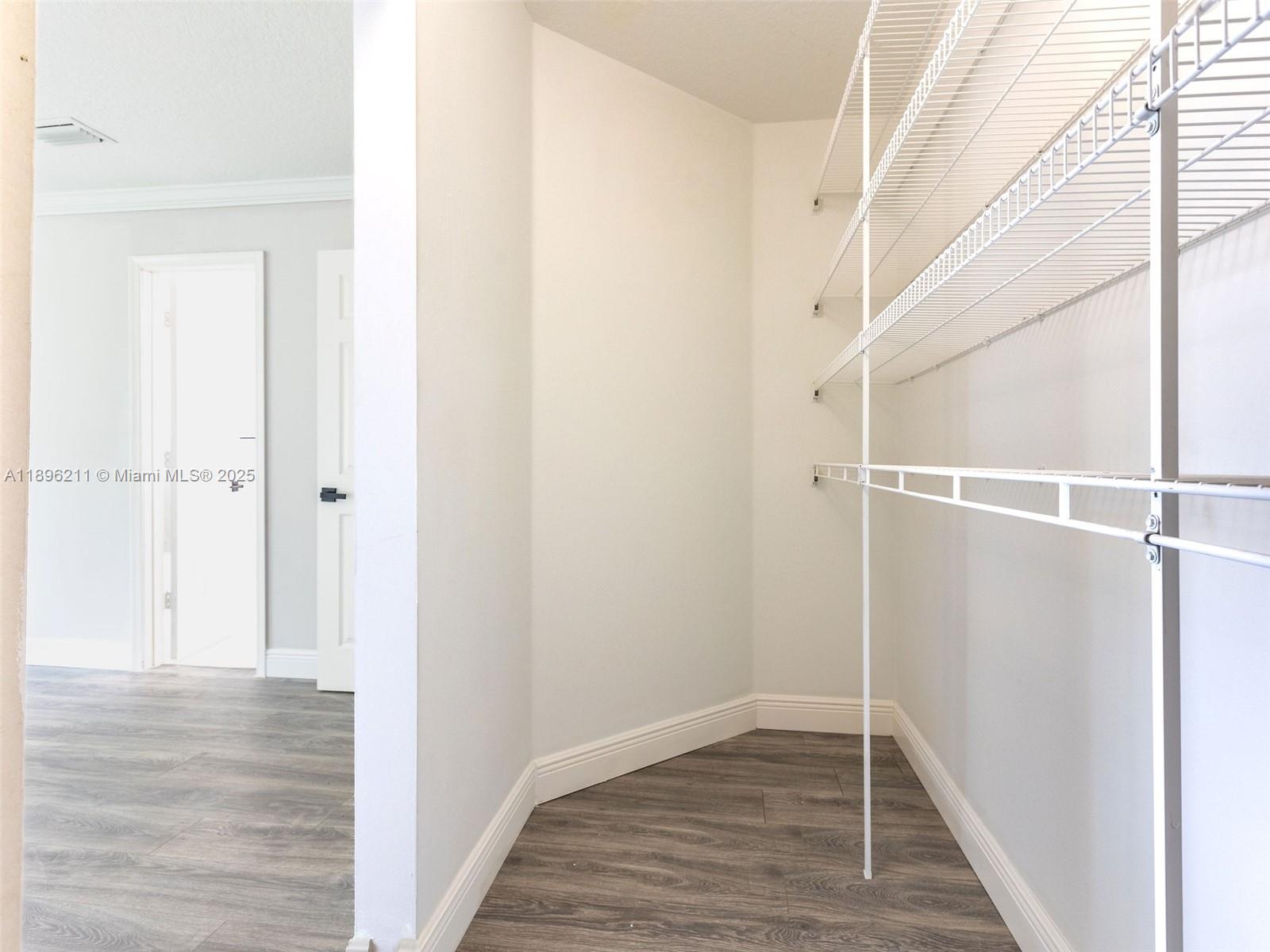 Weston Hills Country Club - Residential Lease