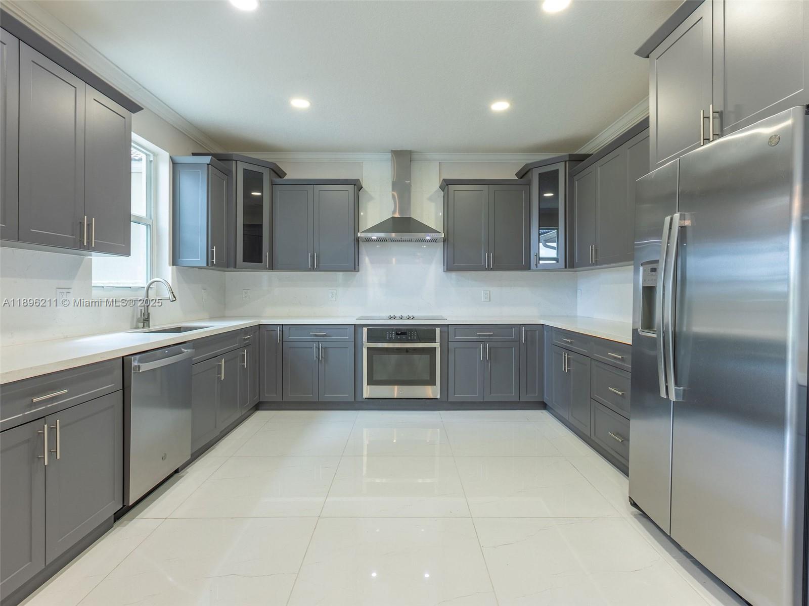 Weston Hills Country Club - Residential Lease