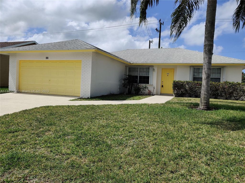 Photo of 141 Arrowhead Circle, Jupiter, FL 33458 (MLS # A11383538)