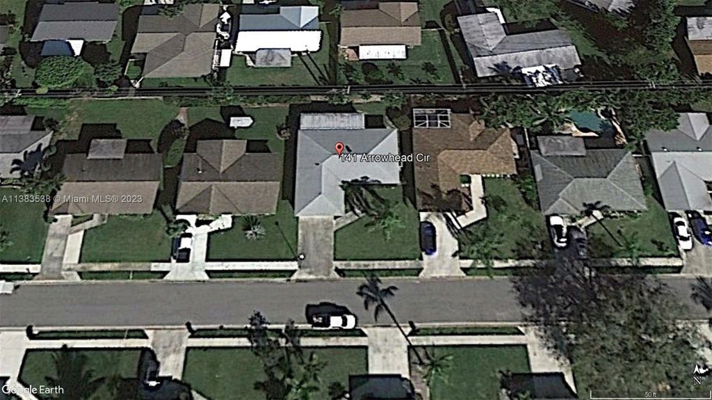 Photo of 141 Arrowhead Circle, Jupiter, FL 33458 (MLS # A11383538)