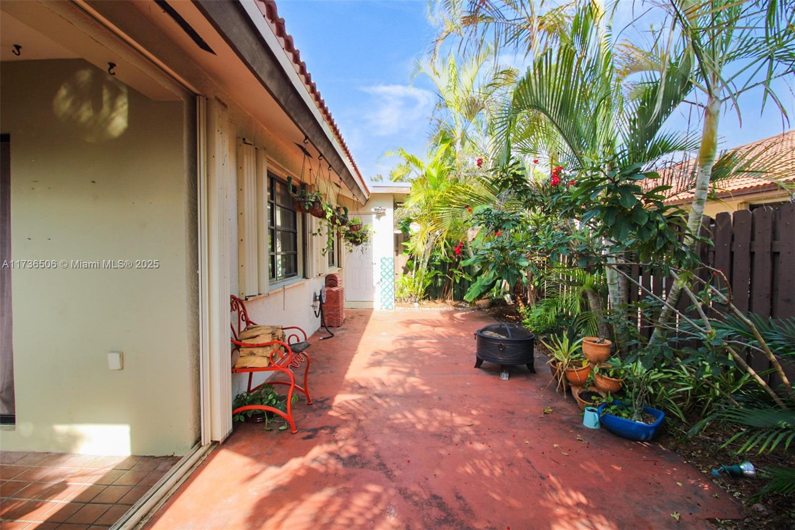 ARBORGATE PATIO HOMES - Residential