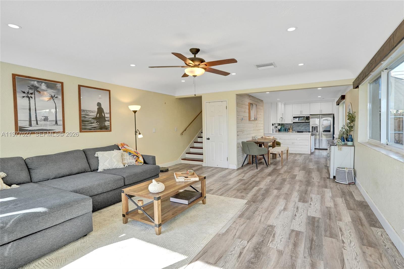 CORAL RIDGE LANDINGS II C - Residential