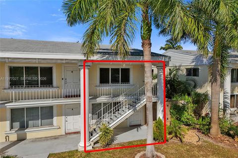 Tiny photo for 4525 NE 21st Ave #5, Fort Lauderdale, FL 33308 (MLS # A11977027)