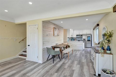 Tiny photo for 4525 NE 21st Ave #5, Fort Lauderdale, FL 33308 (MLS # A11977027)