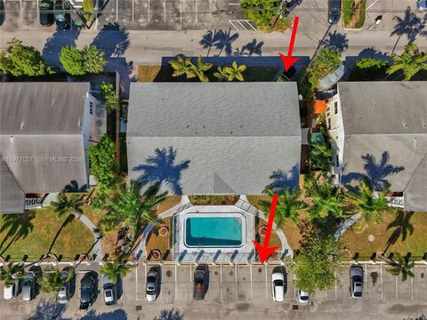 Tiny photo for 4525 NE 21st Ave #5, Fort Lauderdale, FL 33308 (MLS # A11977027)