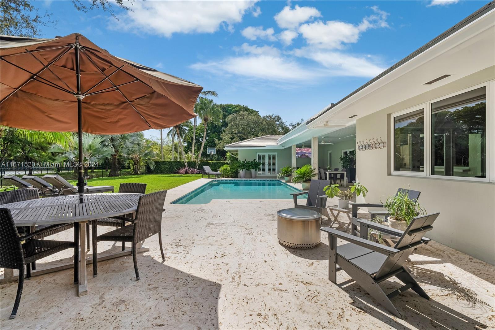 KENDALL PARK ESTATES 3RD - Residential