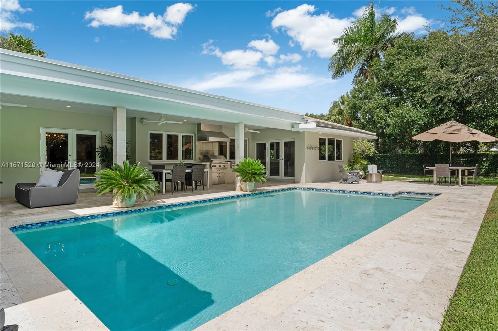 KENDALL PARK ESTATES 3RD - Residential