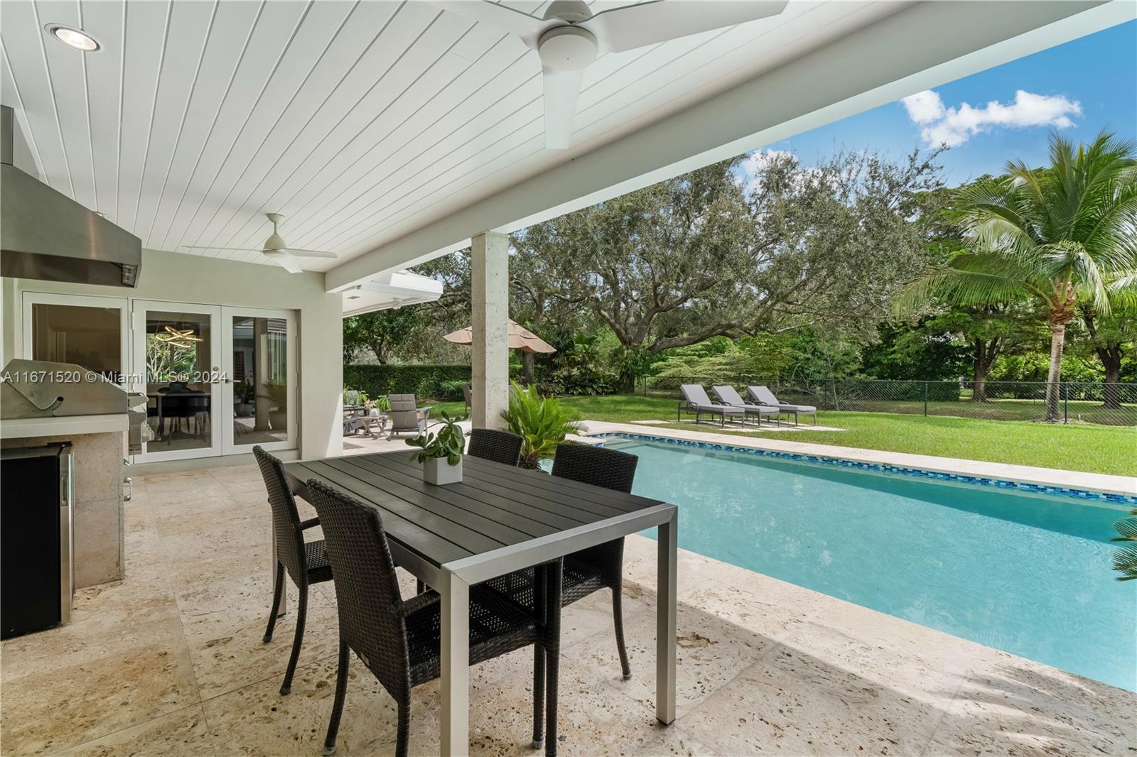 KENDALL PARK ESTATES 3RD - Residential