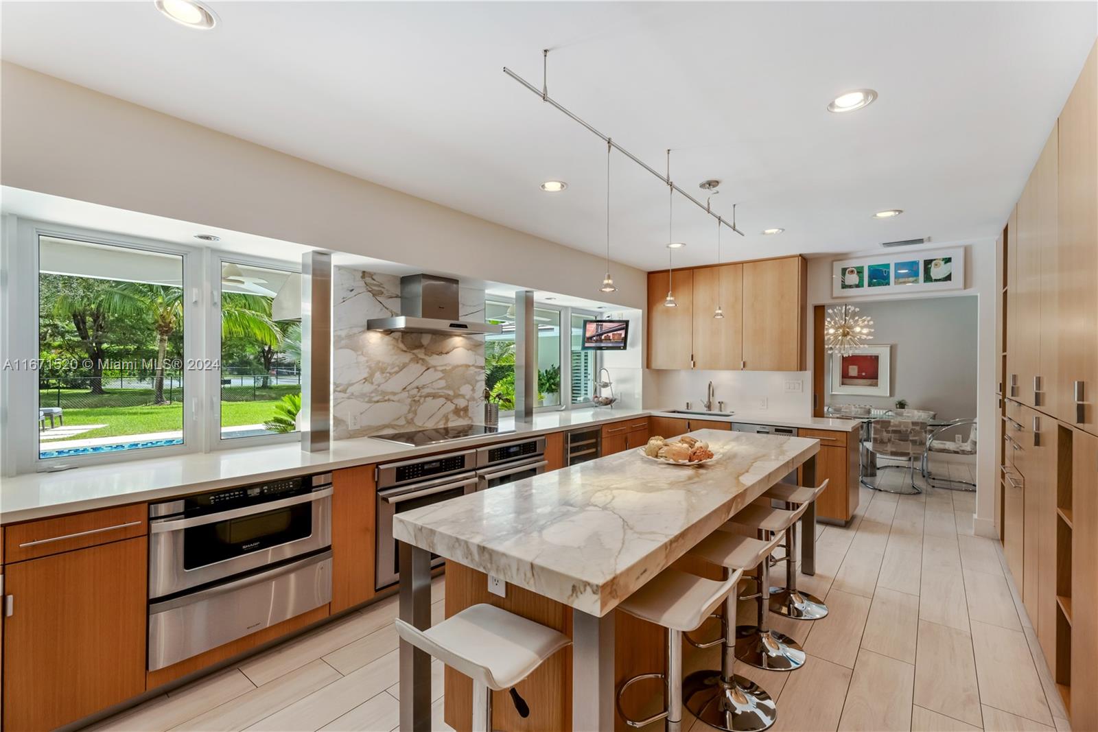 KENDALL PARK ESTATES 3RD - Residential