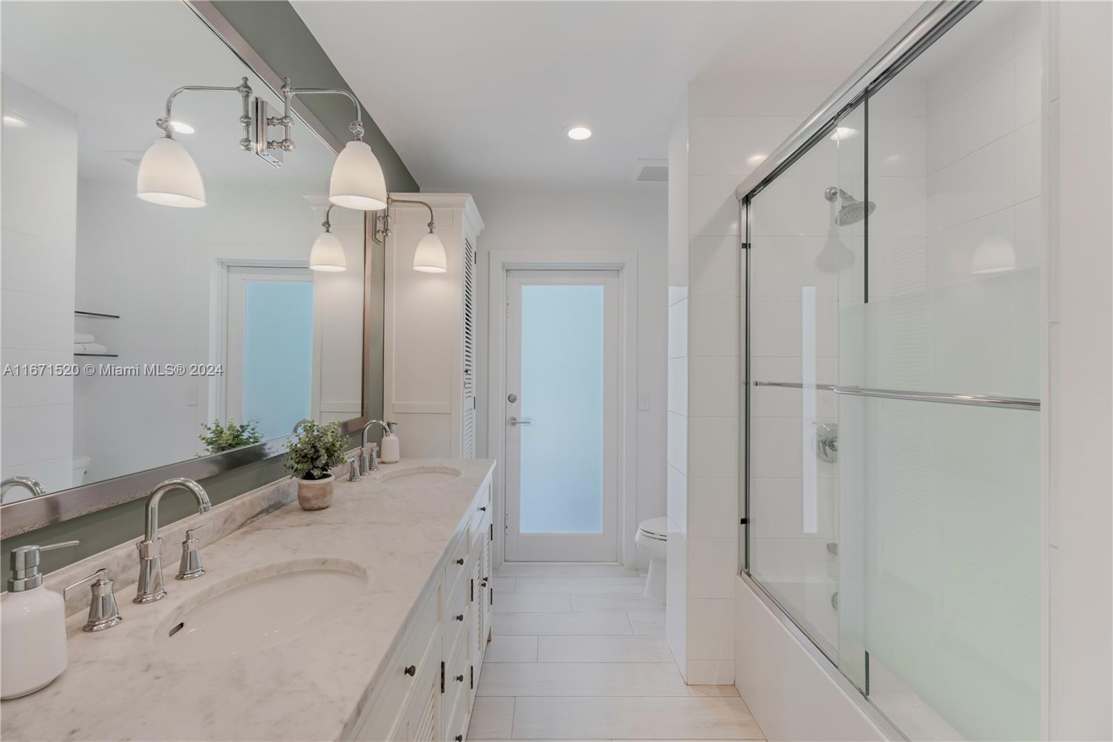 KENDALL PARK ESTATES 3RD - Residential