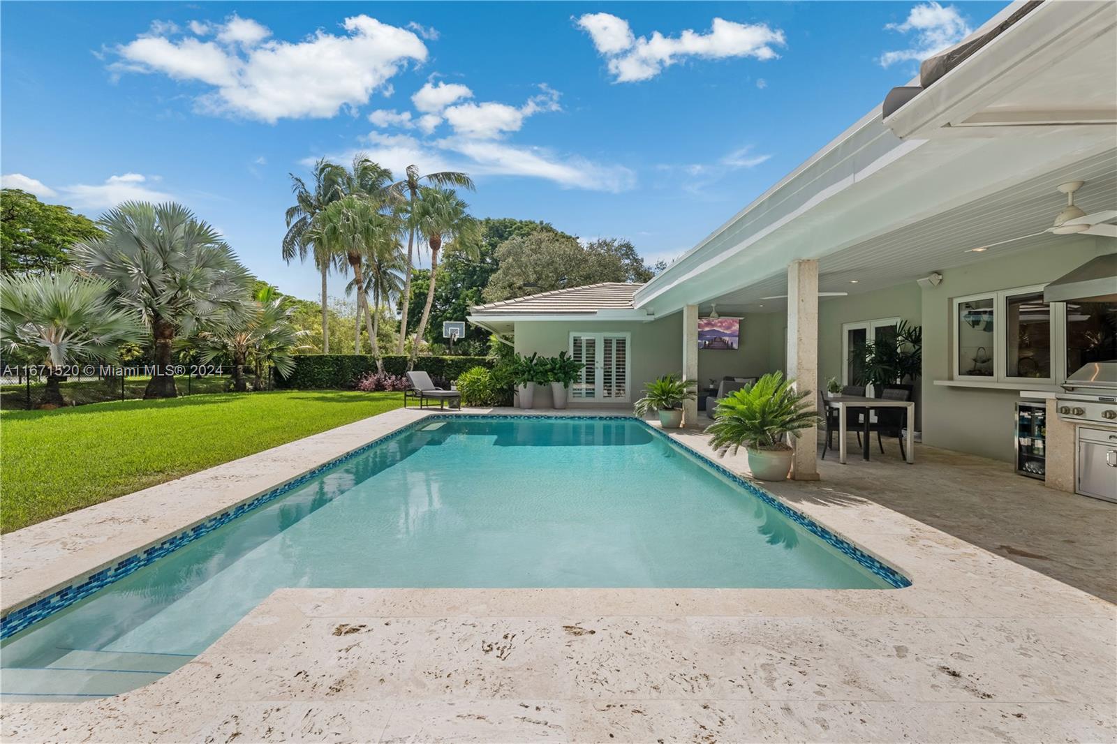 KENDALL PARK ESTATES 3RD - Residential