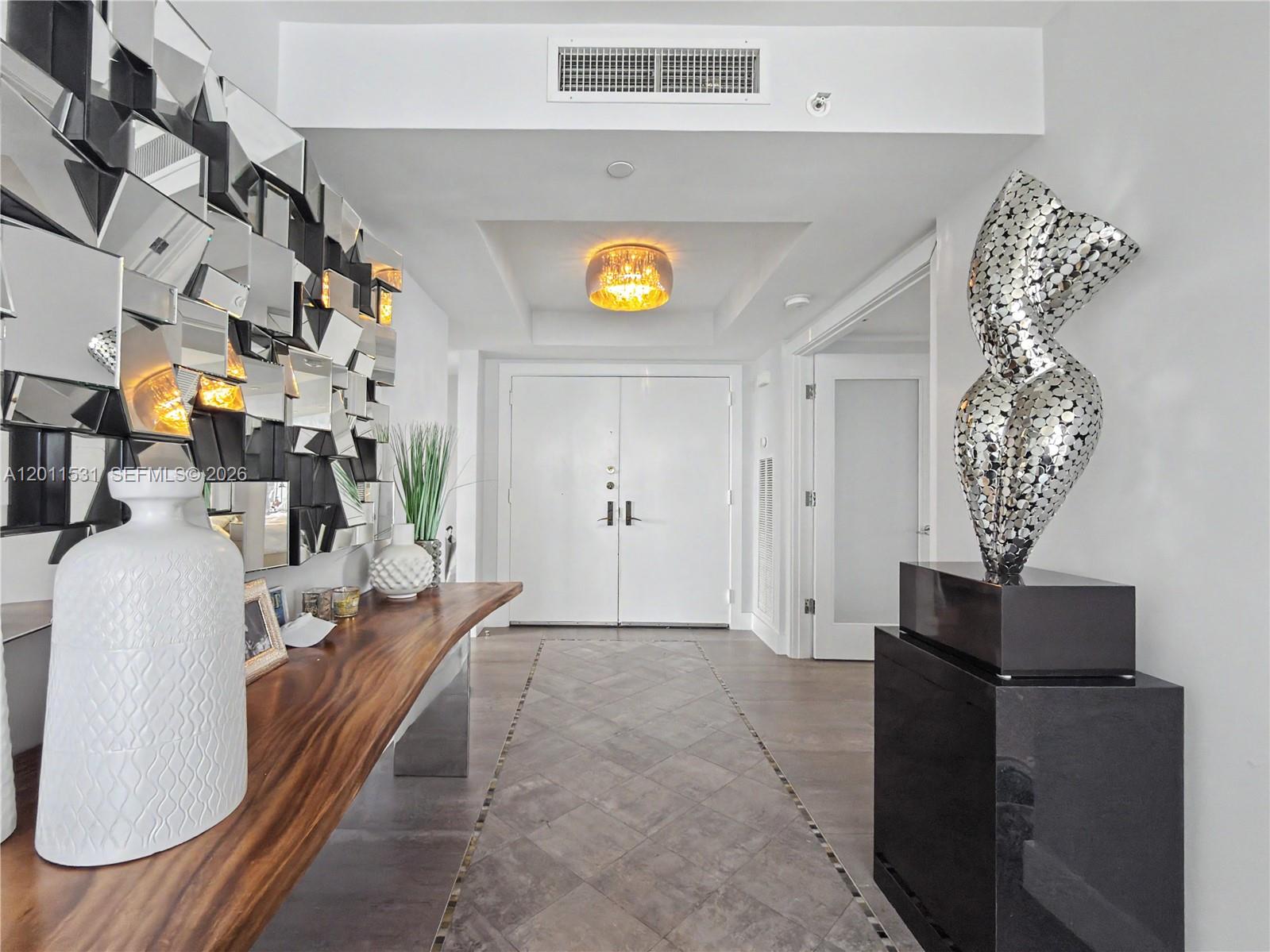 17555 Collins Ave 2501