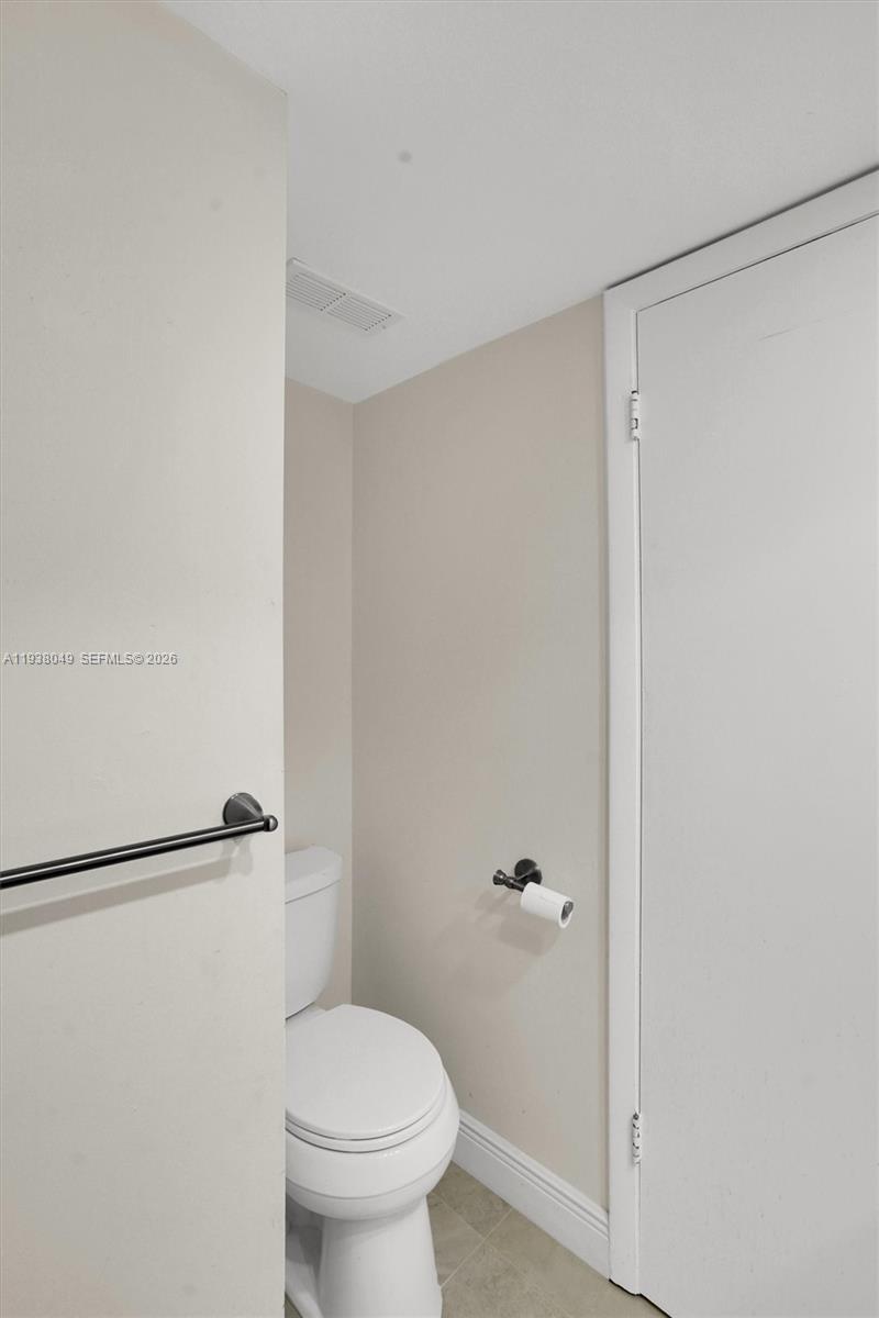 PLANTATION RACQUET CLUB - Residential