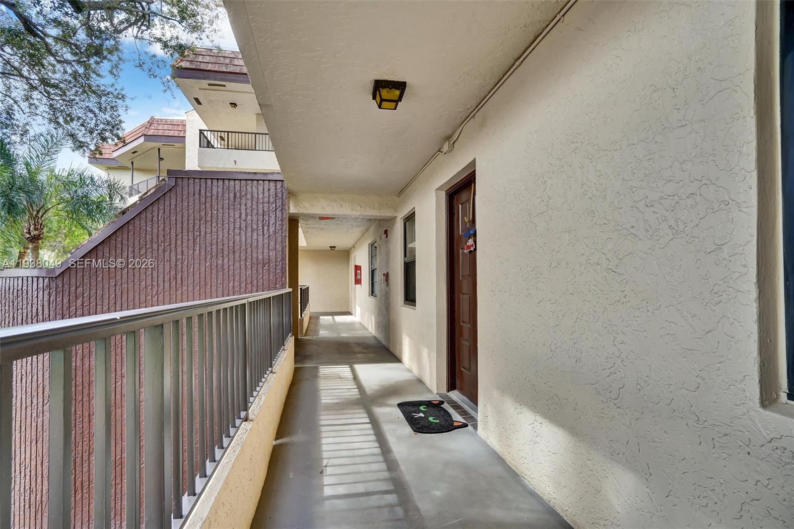 PLANTATION RACQUET CLUB - Residential