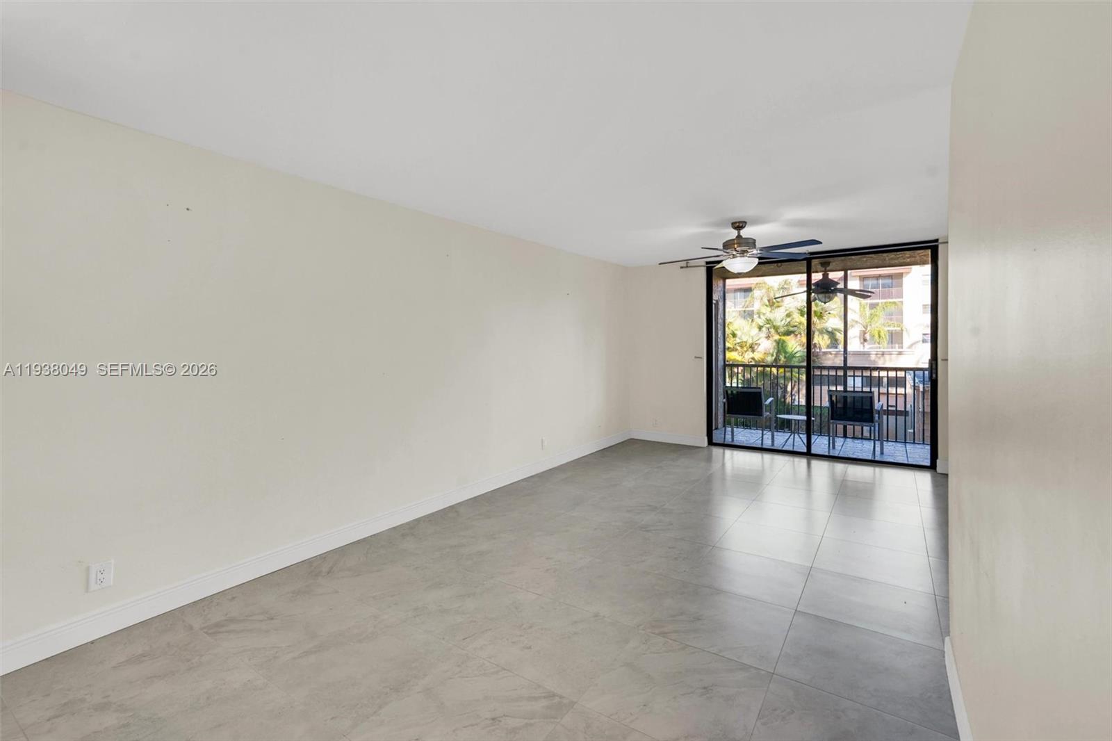 PLANTATION RACQUET CLUB - Residential