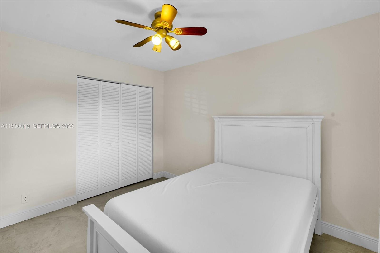 PLANTATION RACQUET CLUB - Residential