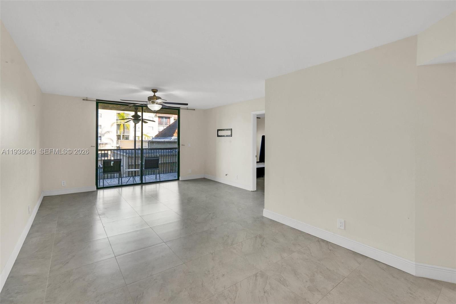 PLANTATION RACQUET CLUB - Residential