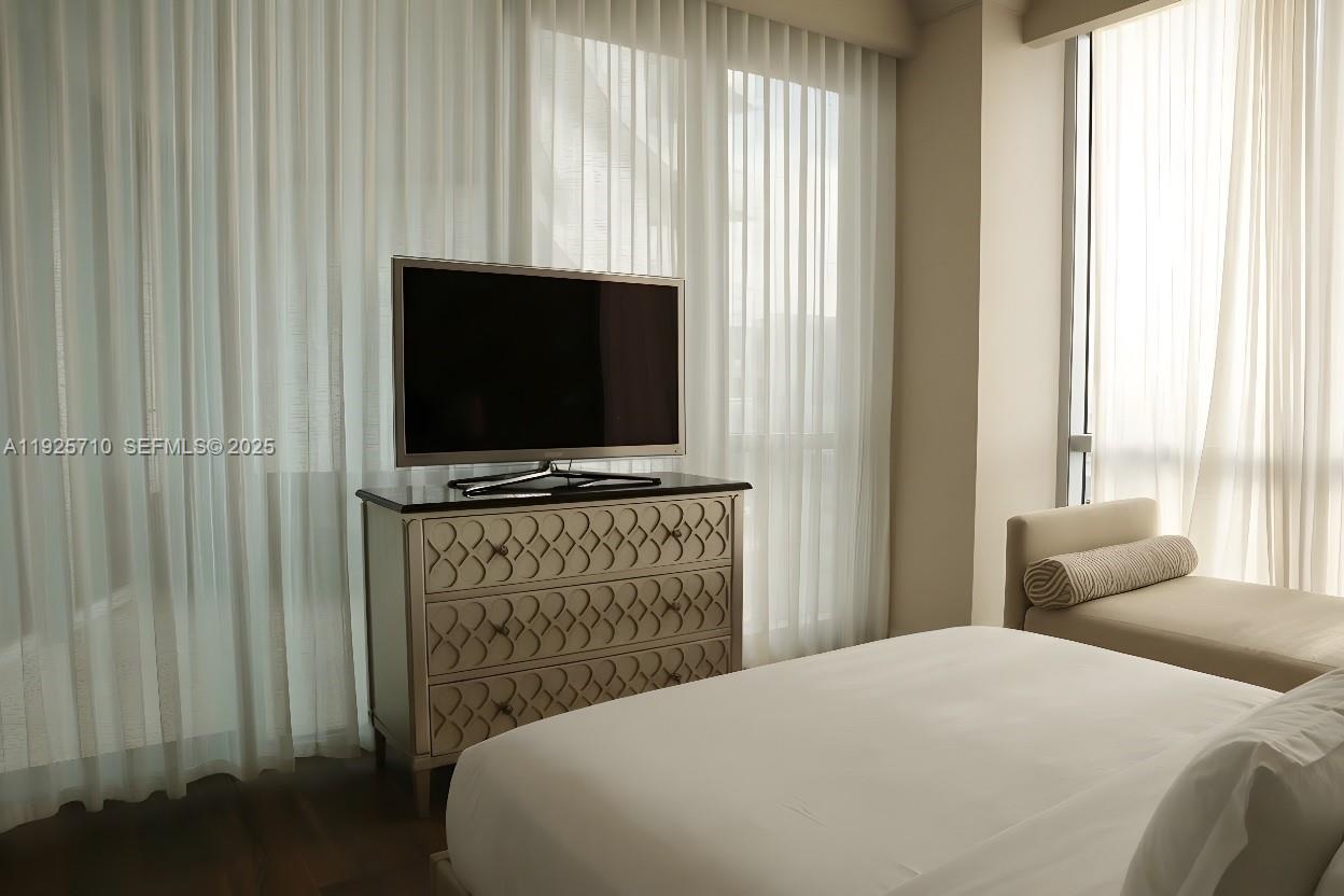 10295 COLLINS AVE RESDNTA - Residential Lease