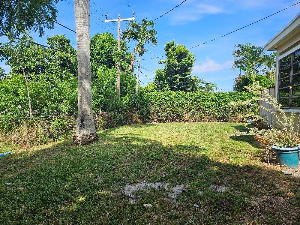 LAKE OSBORNE ESTATES - Residential Lease