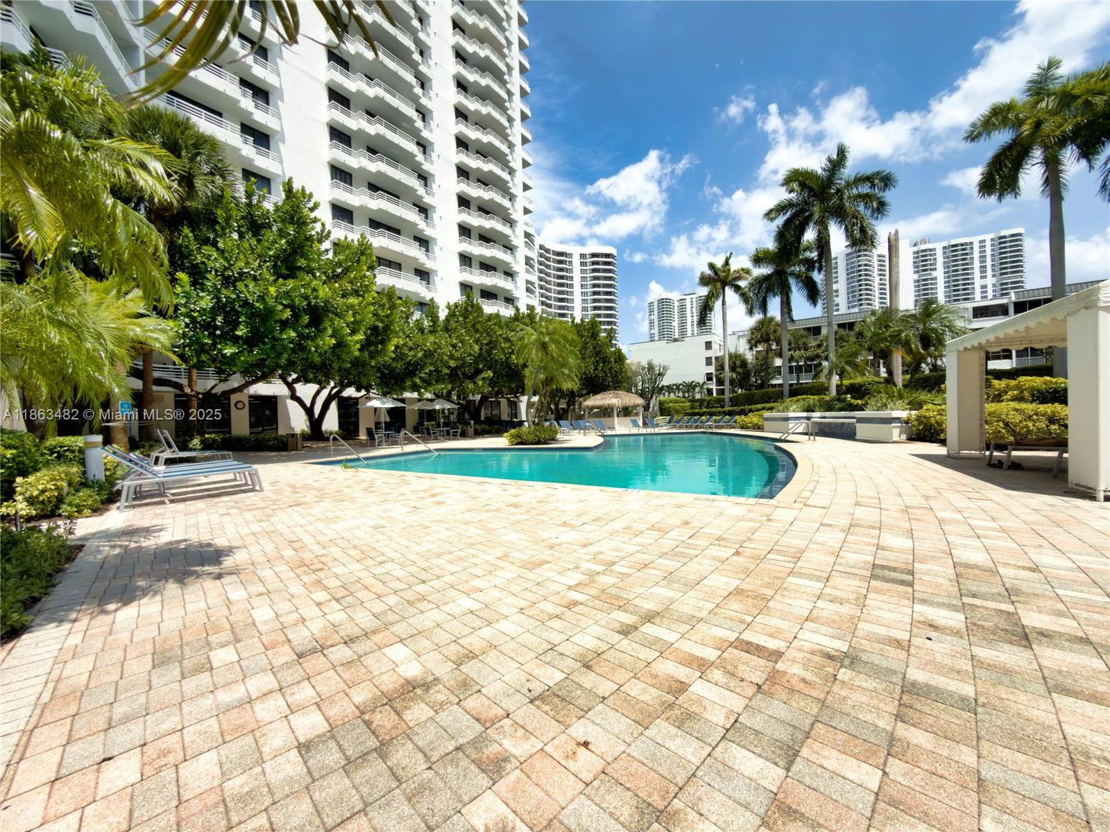 PARC CENTRAL AVENTURA EAS - Residential