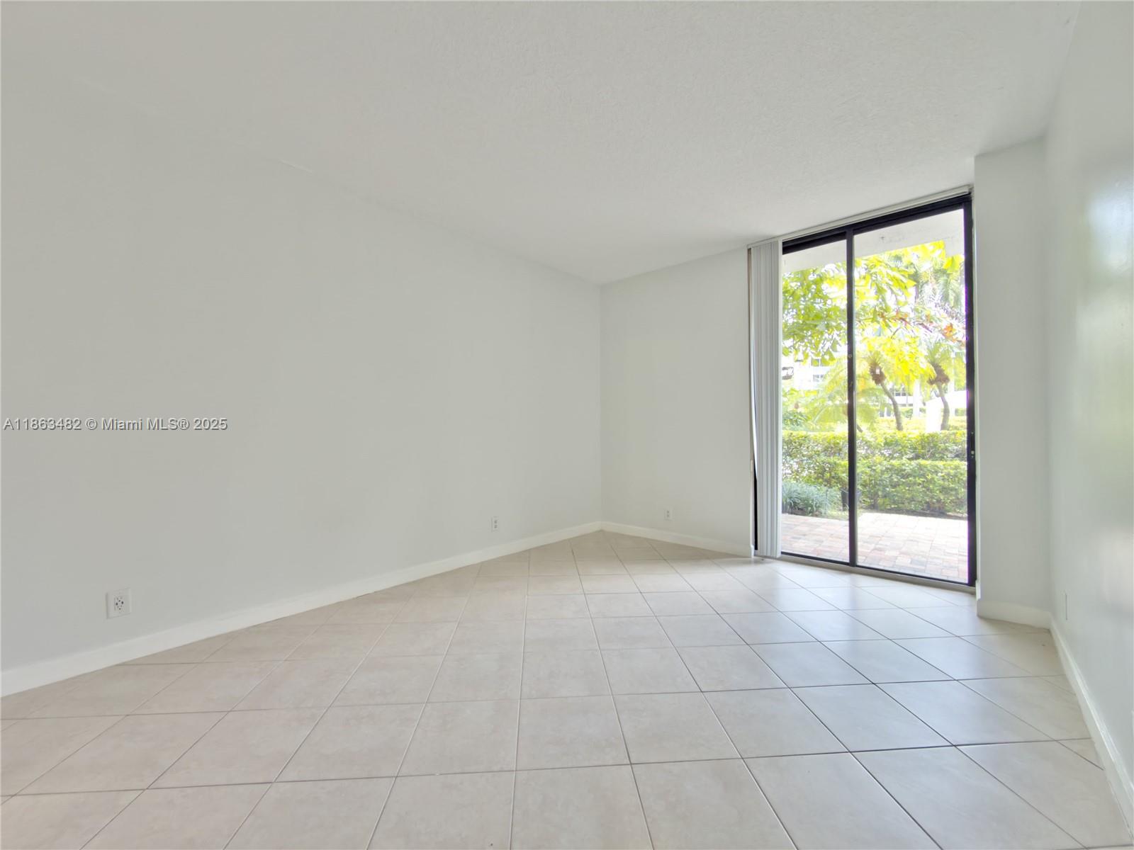 PARC CENTRAL AVENTURA EAS - Residential