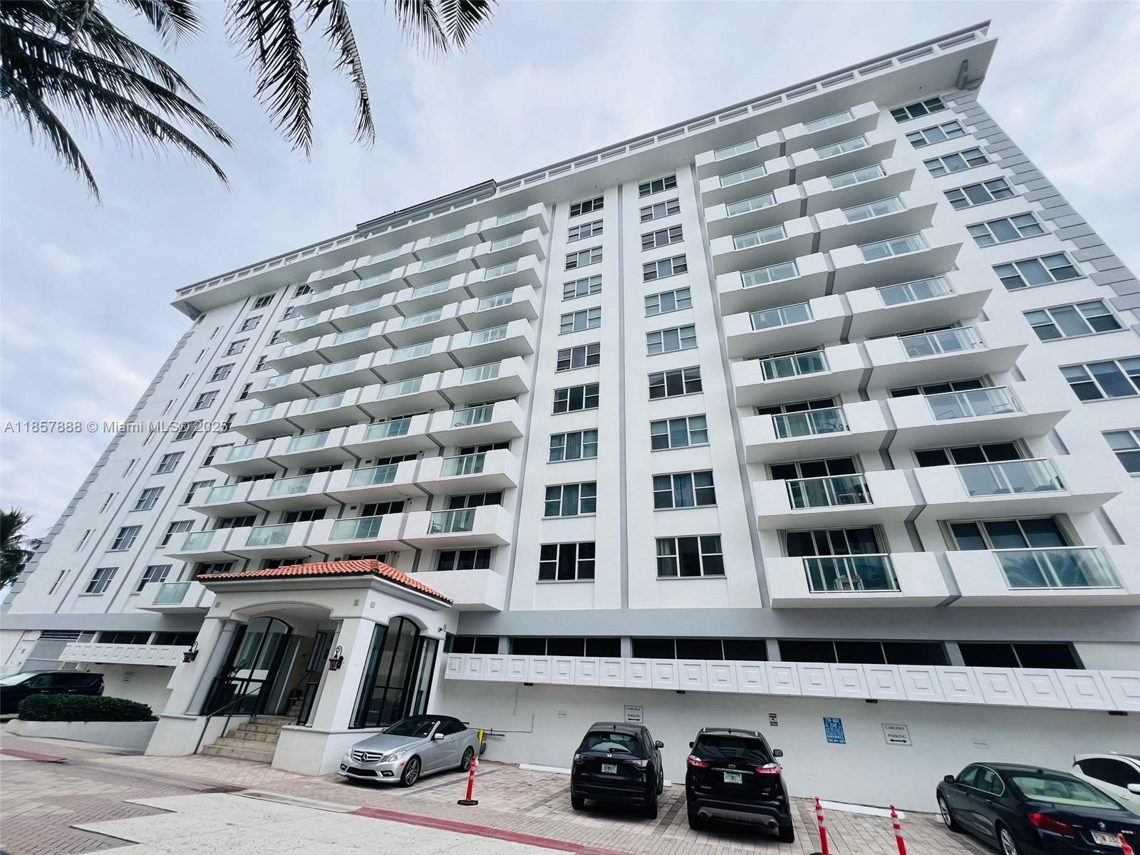 Situated in the coveted Carlisle condominium, this 1 bedroom, 1 bathroom residence offers private beach access and a range of premium amenities including laundry facilities on each floor, BBQ, fitness center and more. The unit is available fully furnished or unfurnished to suit your preference. Conveniently located in Surfside, the unit is located steps away from the supermarket, shops and restaurants.