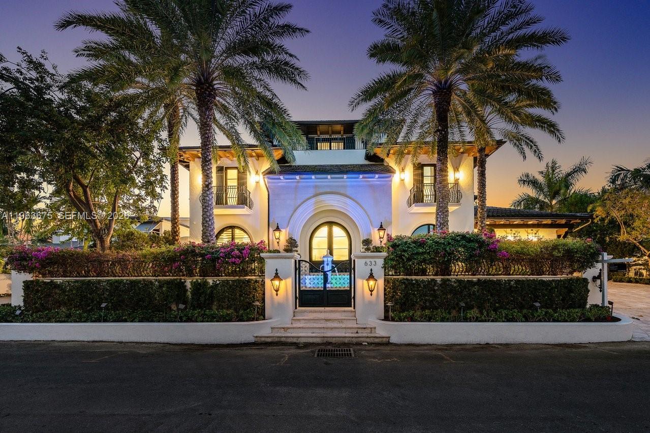 633 Isle Of Palms Dr