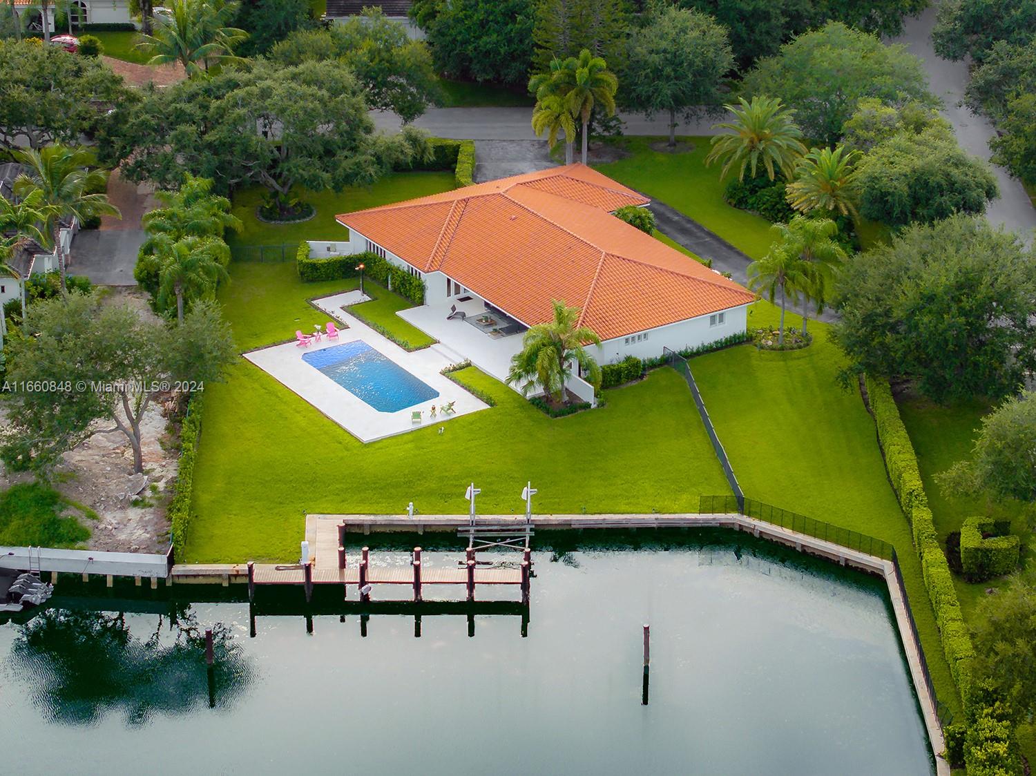 OLD CUTLER BAY SEC 1 - Residential