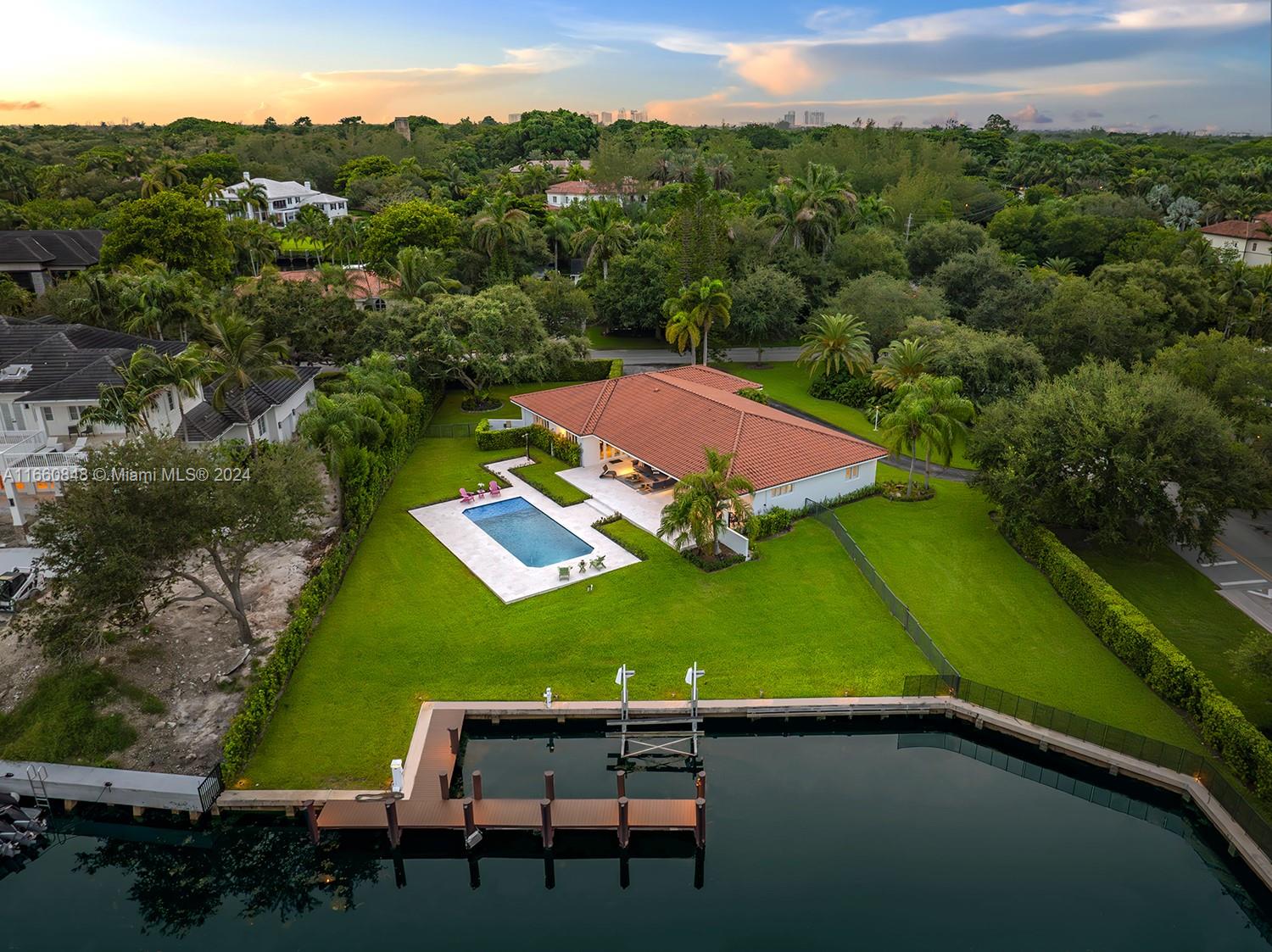 OLD CUTLER BAY SEC 1 - Residential