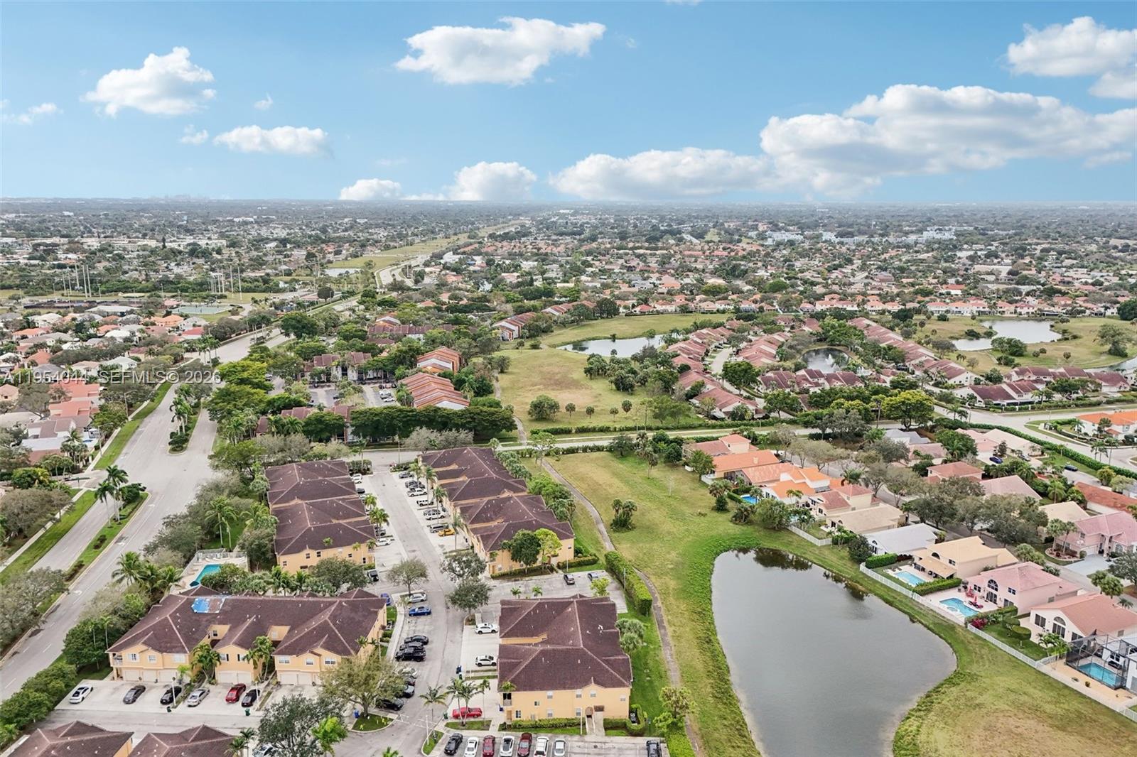 CRESTWOOD AT CAROLINA CON - Residential