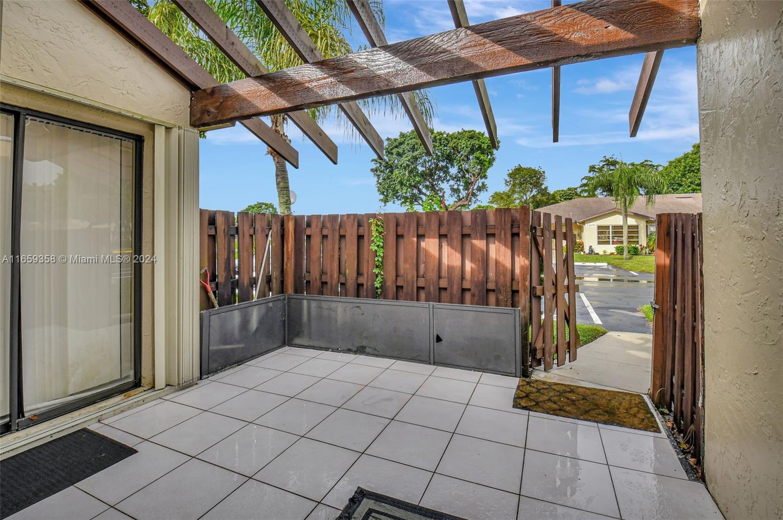 HIGH POINT OF DELRAY WES - Residential