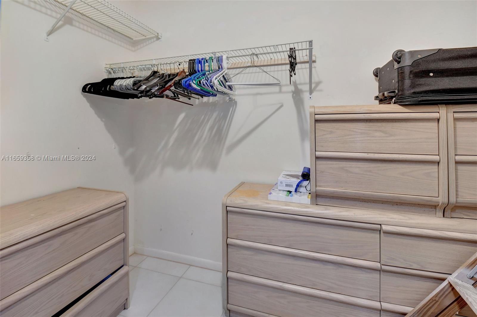 HIGH POINT OF DELRAY WES - Residential