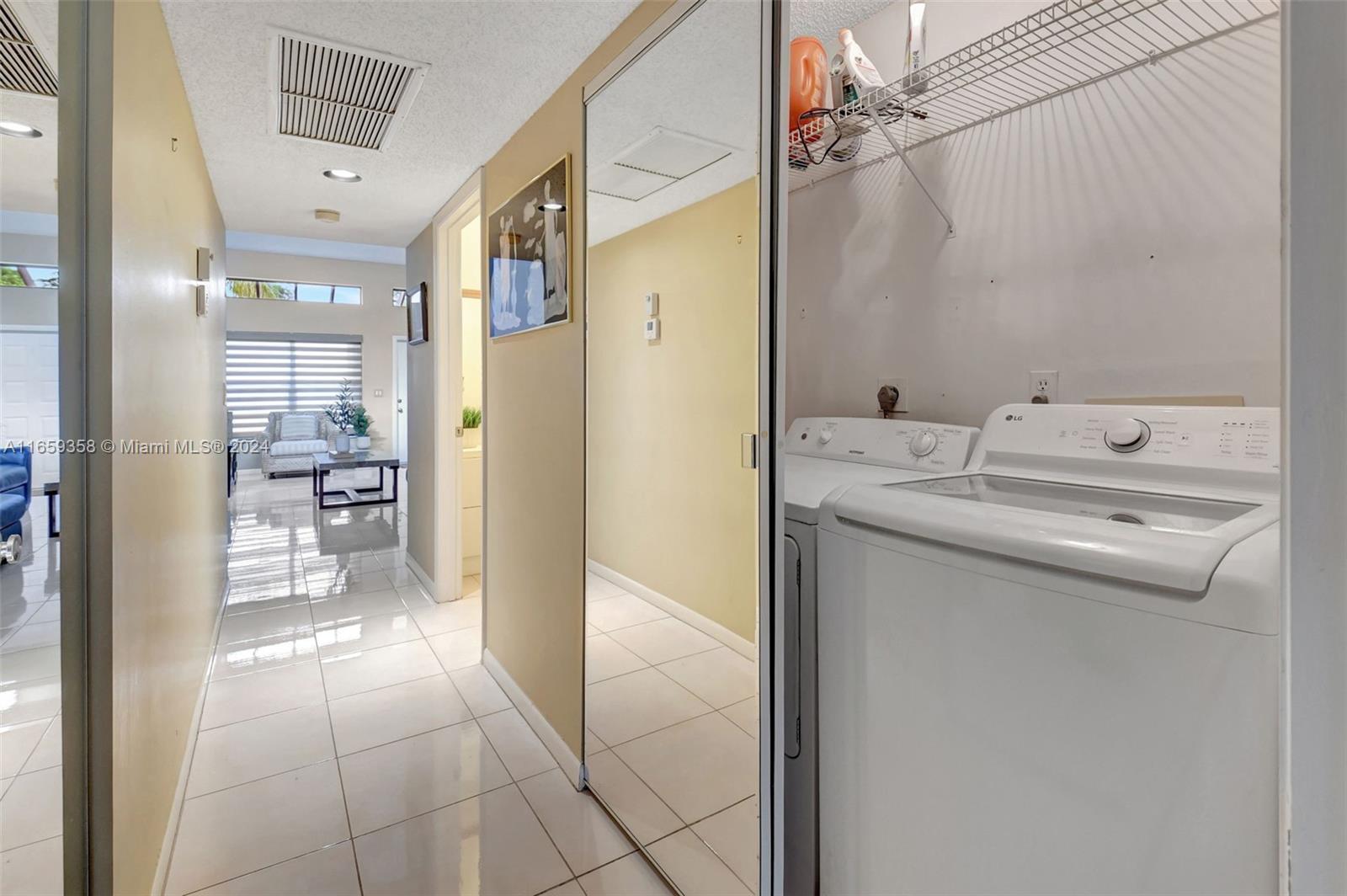 HIGH POINT OF DELRAY WES - Residential