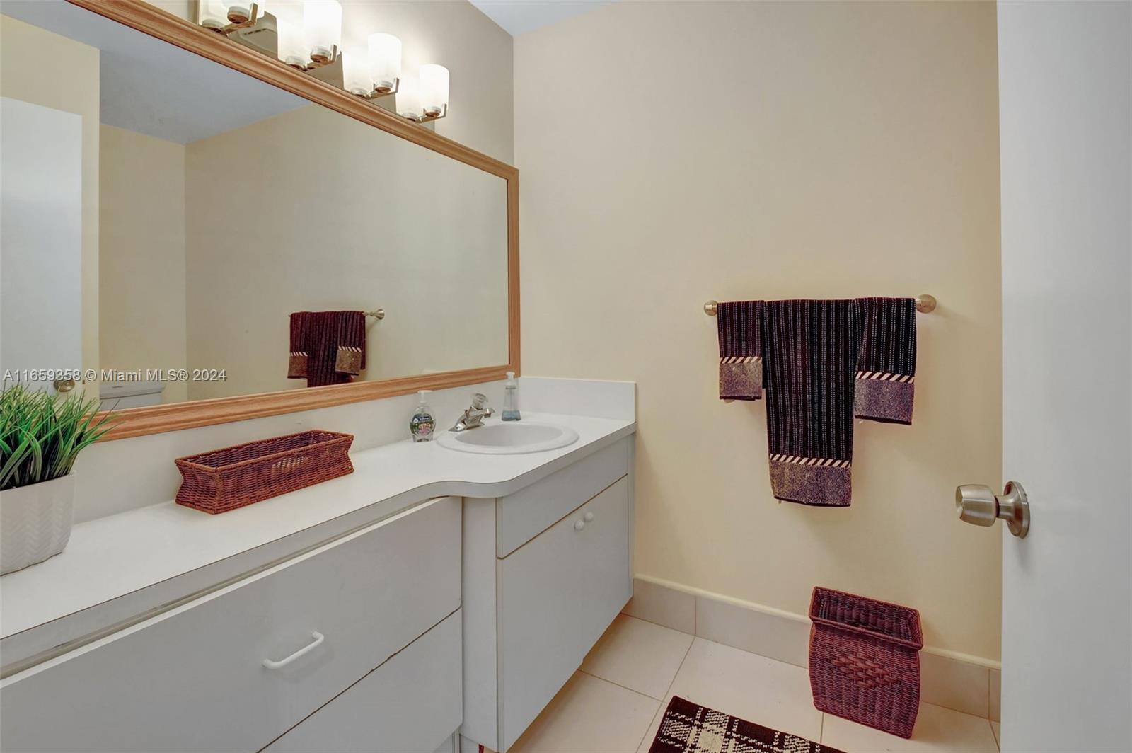 HIGH POINT OF DELRAY WES - Residential