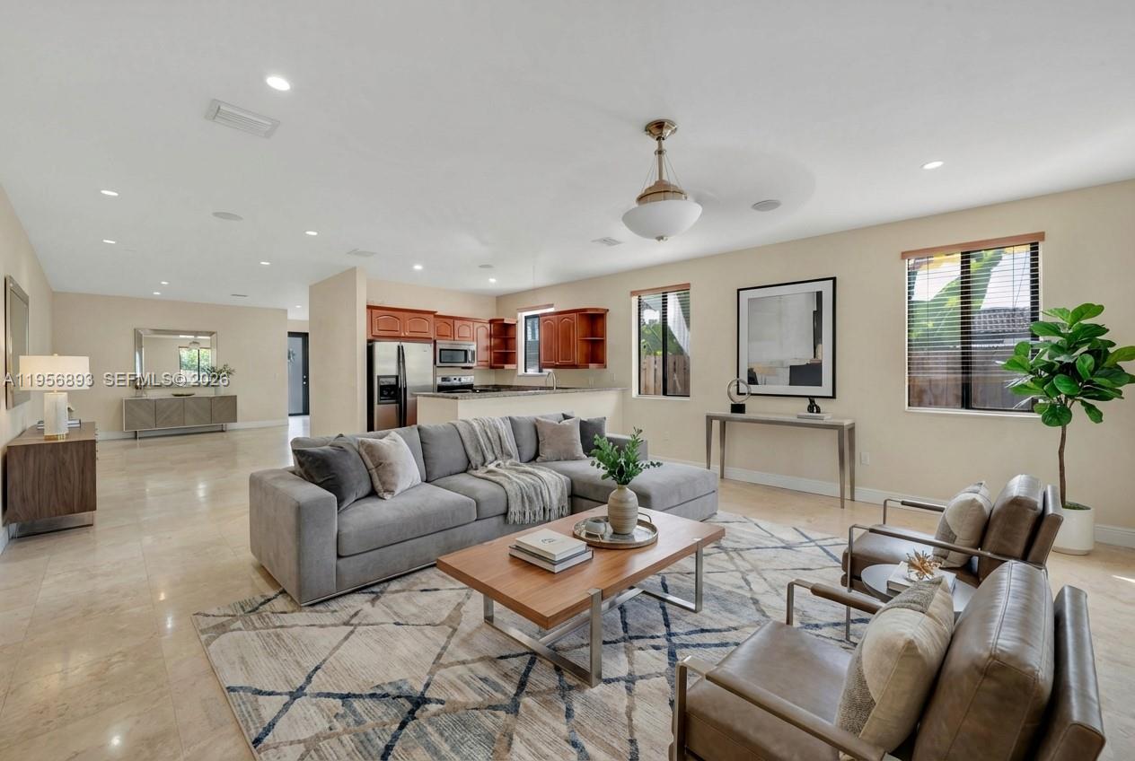 SOUTH BAY ESTATES - Residential