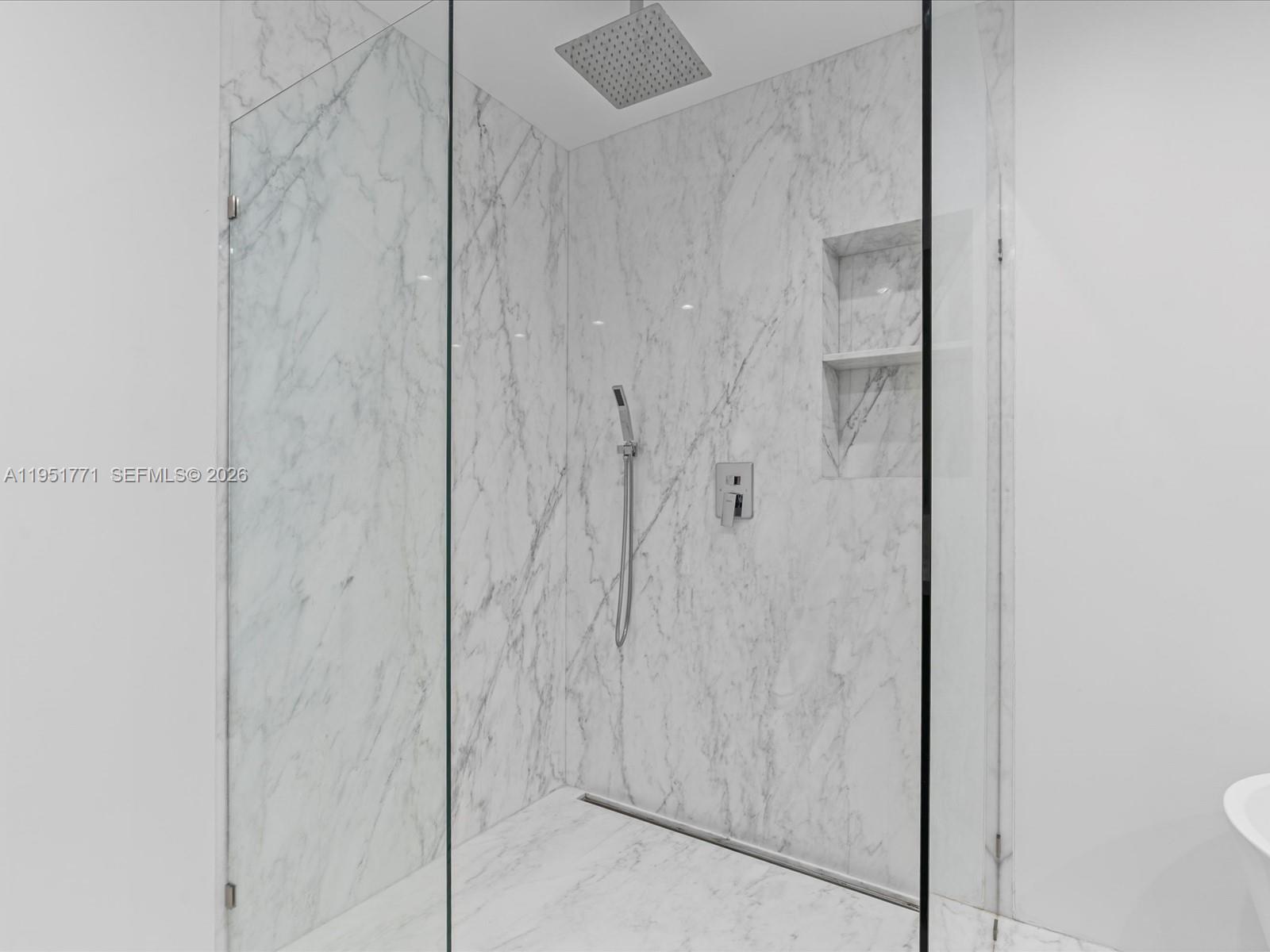 HOLLYWOOD HEIGHTS ADD SEC - Residential